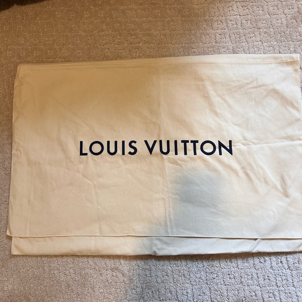 Louis Vuitton Cream Dust Bag with Black Logo